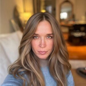 Meet your Posher, Elie